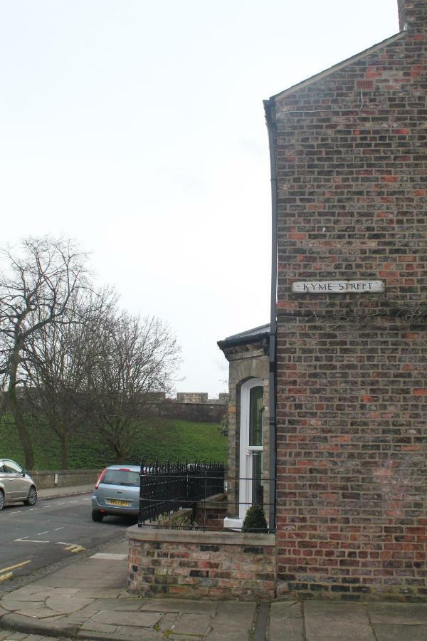 Kyme Street, Central York Esterno foto